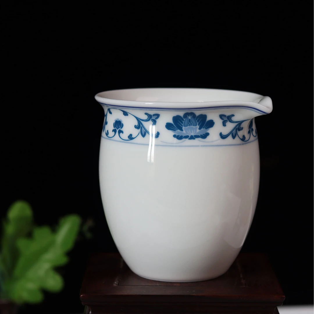 高温釉中彩蓝牡纹中式公道杯陶瓷功夫茶具分茶器分高级感茶杯