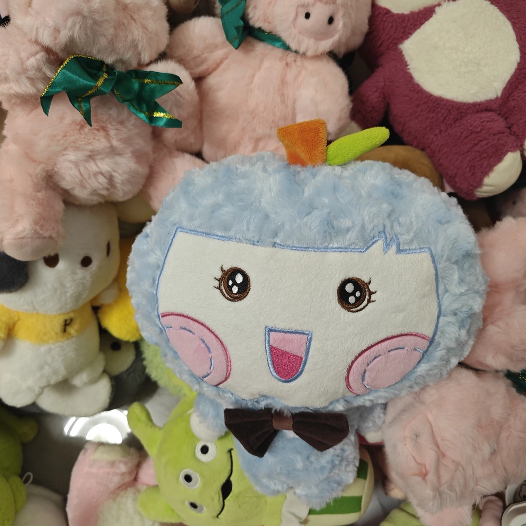 中古毛绒玩具默认微瑕微脏，no退no换，以直播实物为准。盲拍发垃圾