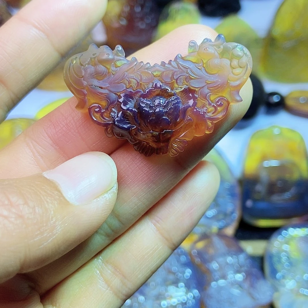 琥珀颈饰未镶嵌凤凰