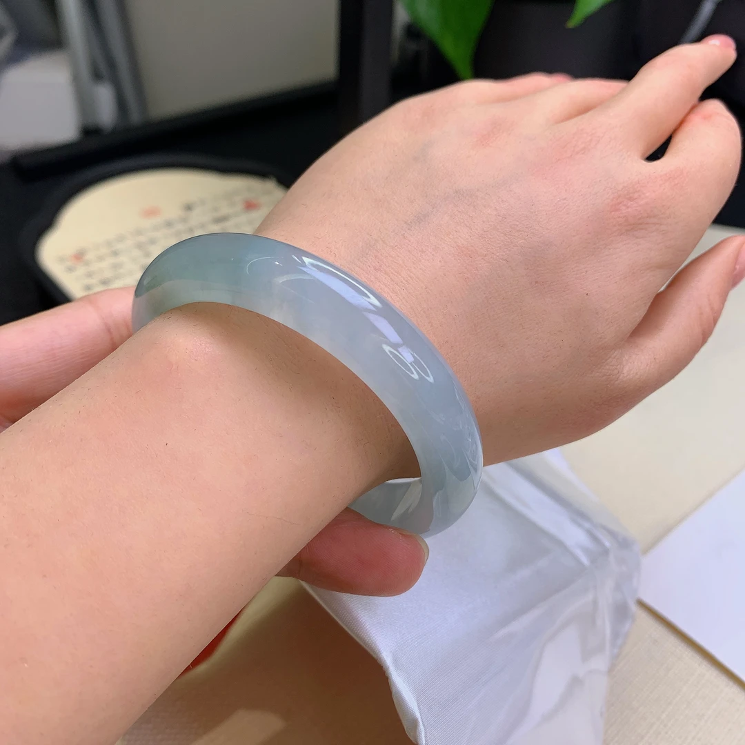 缅甸天然A货翡翠54-55圈口冰种晴水起胶细腻正圈手镯女款0112