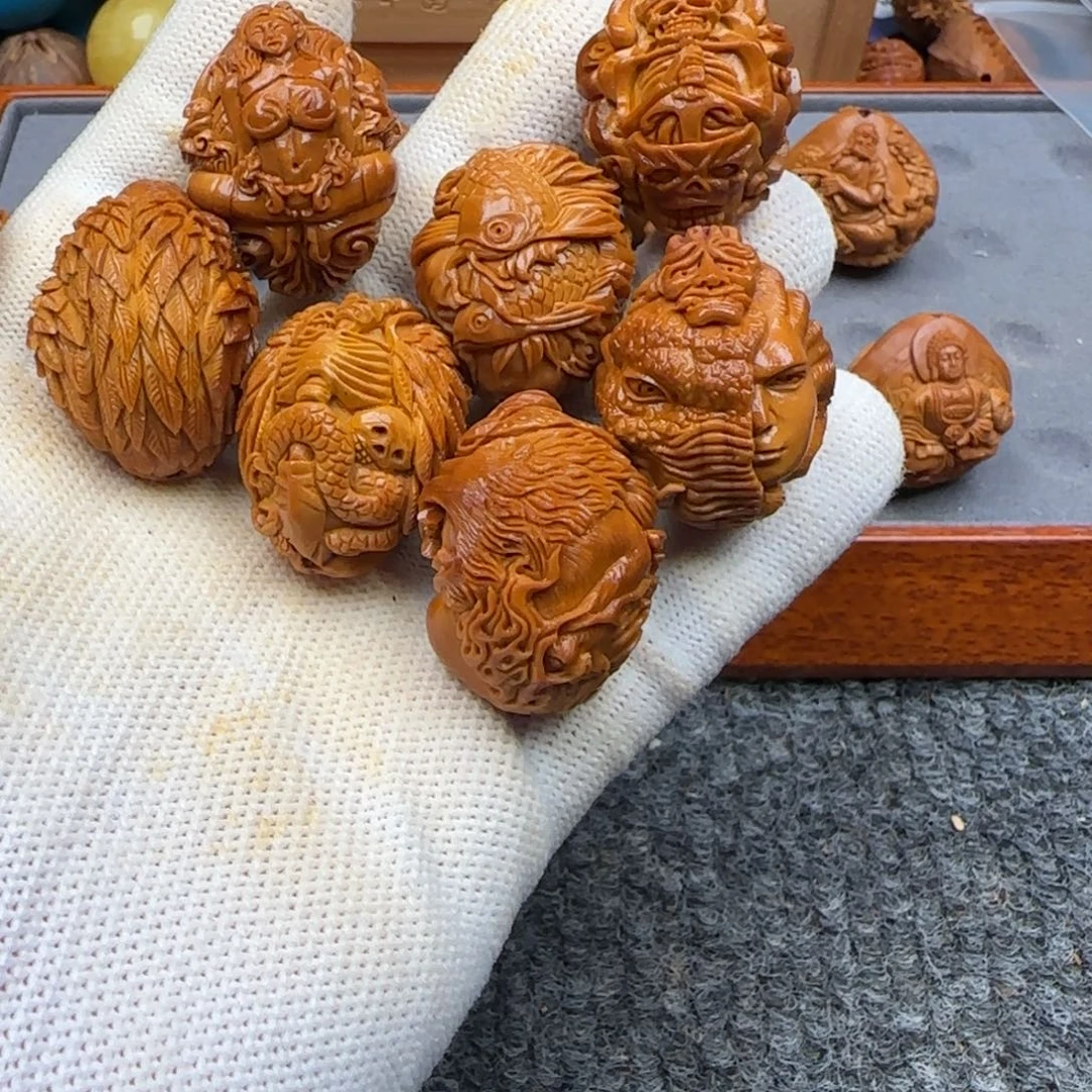 镭***锋吊坠橄榄核……………………