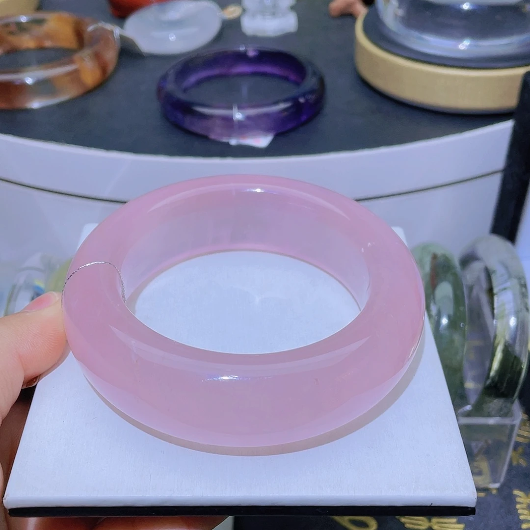 水晶手镯未镶嵌天然粉水晶手镯