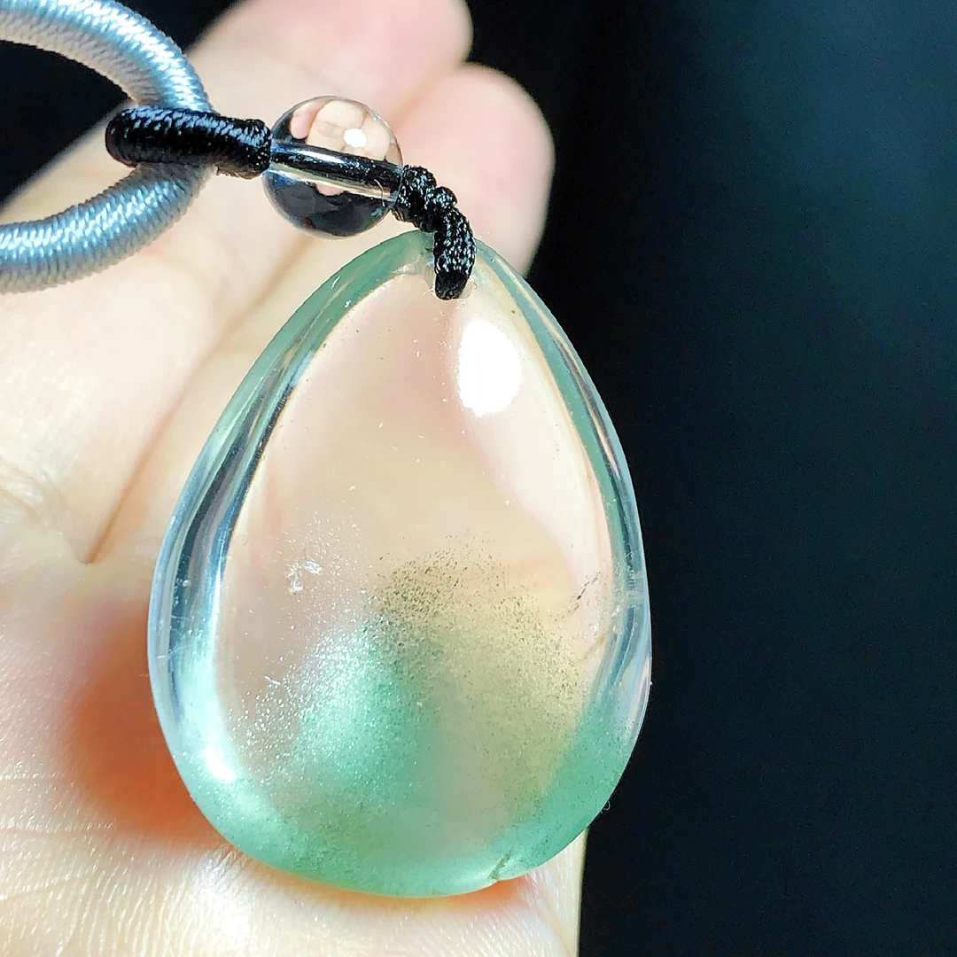 东海水晶天然金字塔绿幽灵水晶吊坠毛衣链平安坠男女款聚宝盆饰品