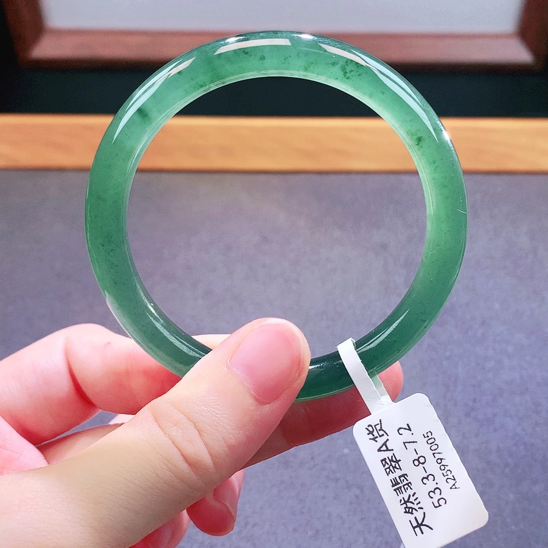 未镶嵌手镯翡翠天然翡翠