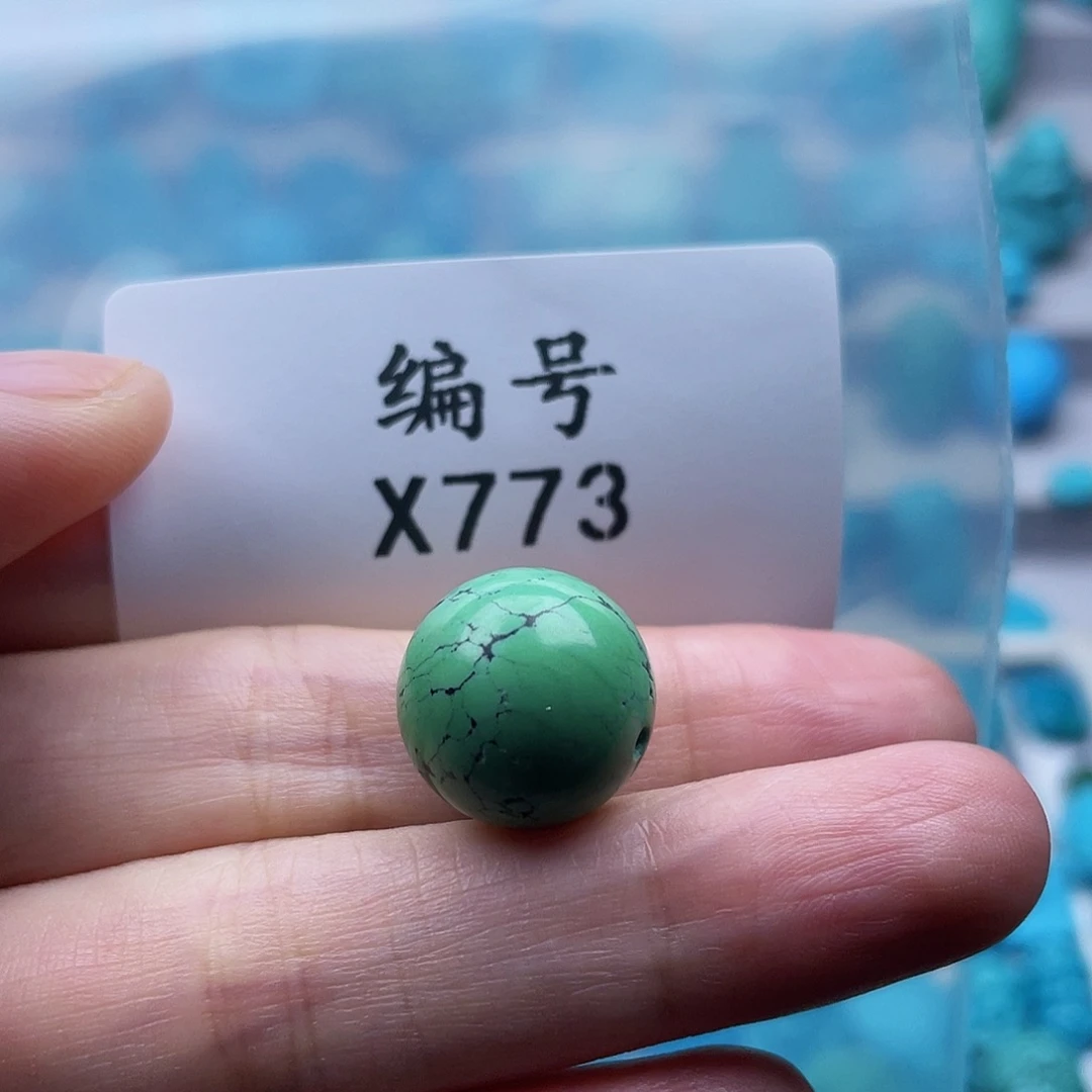 小****绿松石未镶嵌珠宝奇石