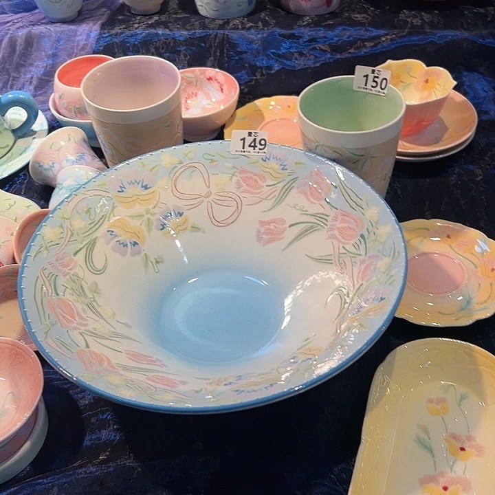 冻***人摆件景德镇陶瓷摆件猪猪猪