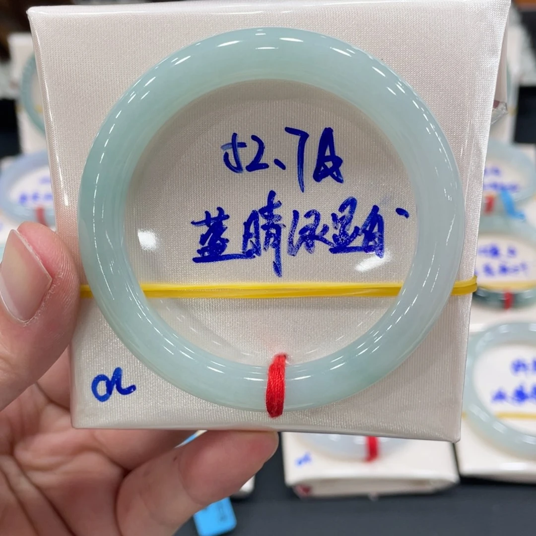 未镶嵌手镯翡翠翡翠