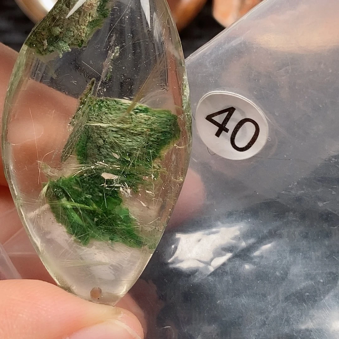 未镶嵌颈饰水晶雪****