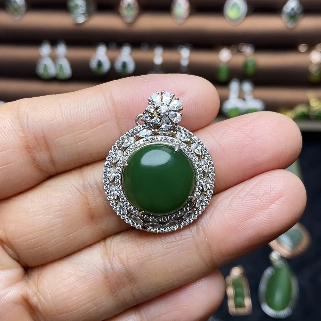 吊坠(赠链)银S925镶嵌和田玉（碧玉）