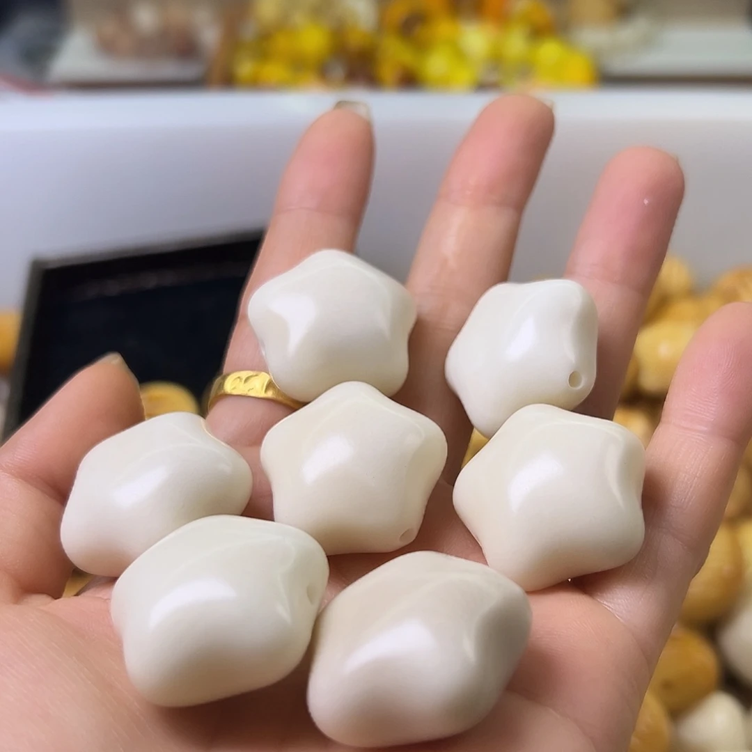 菩提根/象牙果手串全品白色手修星星10颗卡27左右