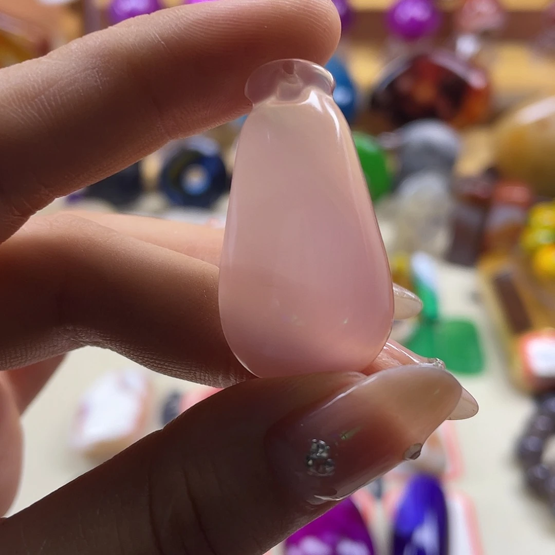 未镶嵌玛瑙/玉髓珠宝奇石