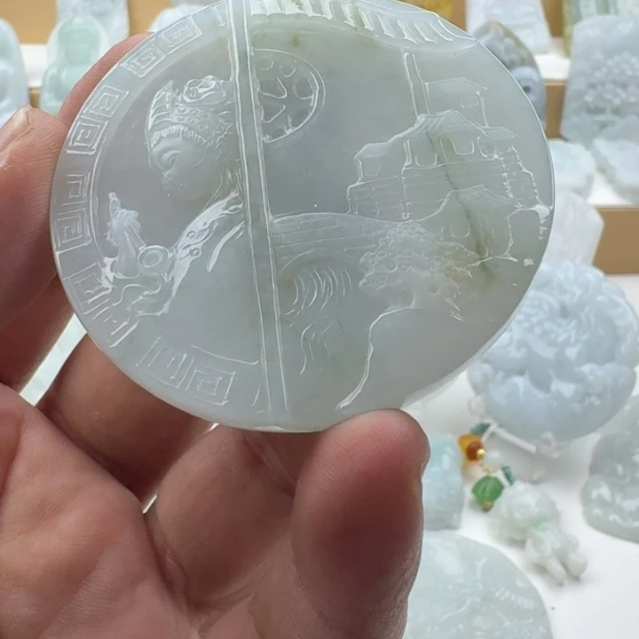翡翠未镶嵌颈饰天然缅甸A货翡翠