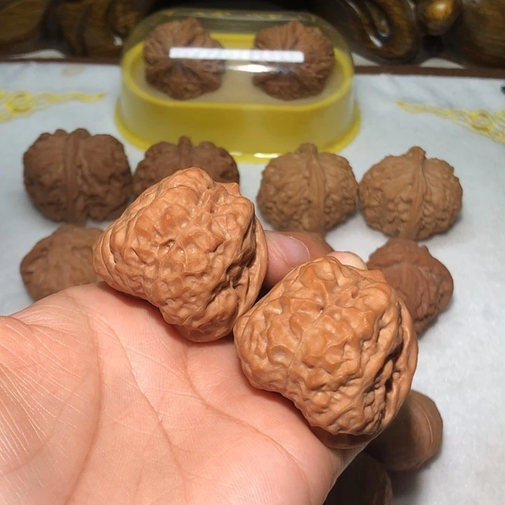 文玩核桃把件38蛤蟆头