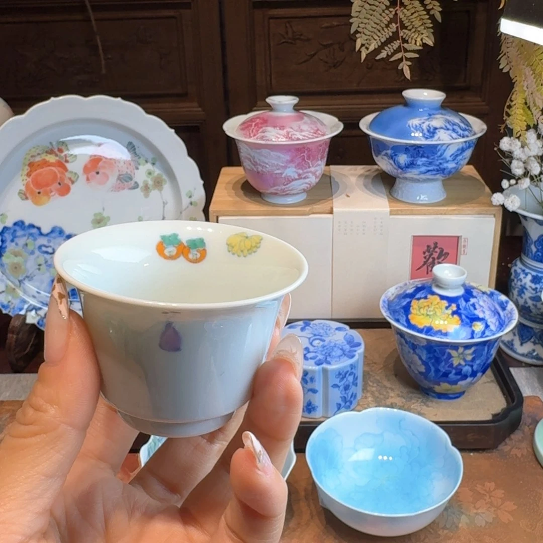 微瑕清供斗彩杯杯