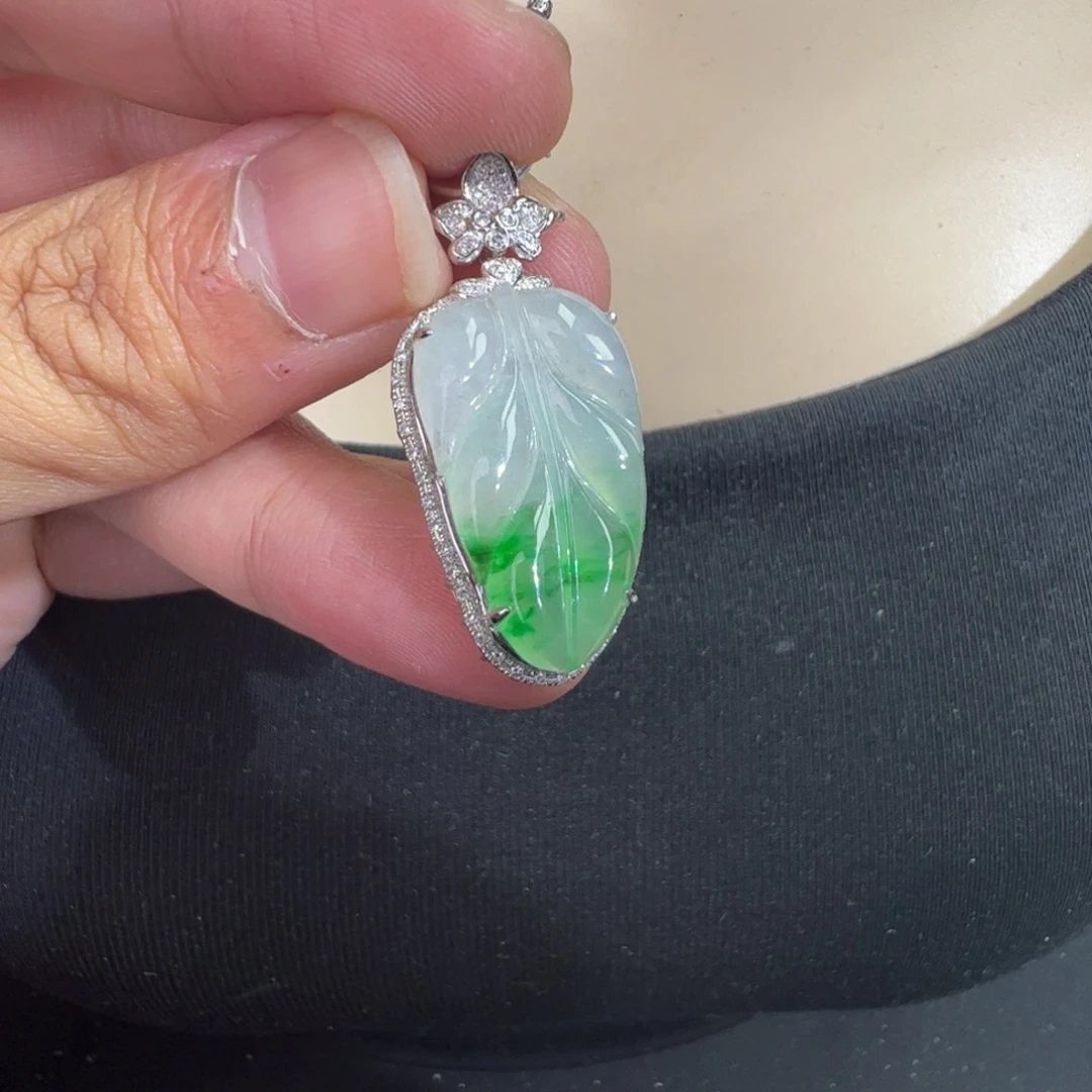 翡翠18K金镶嵌吊坠(不含链)