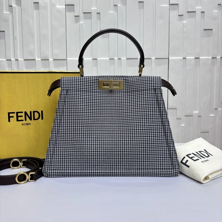 95新 FENDI/芬迪 /KIKI/单肩包/16386800