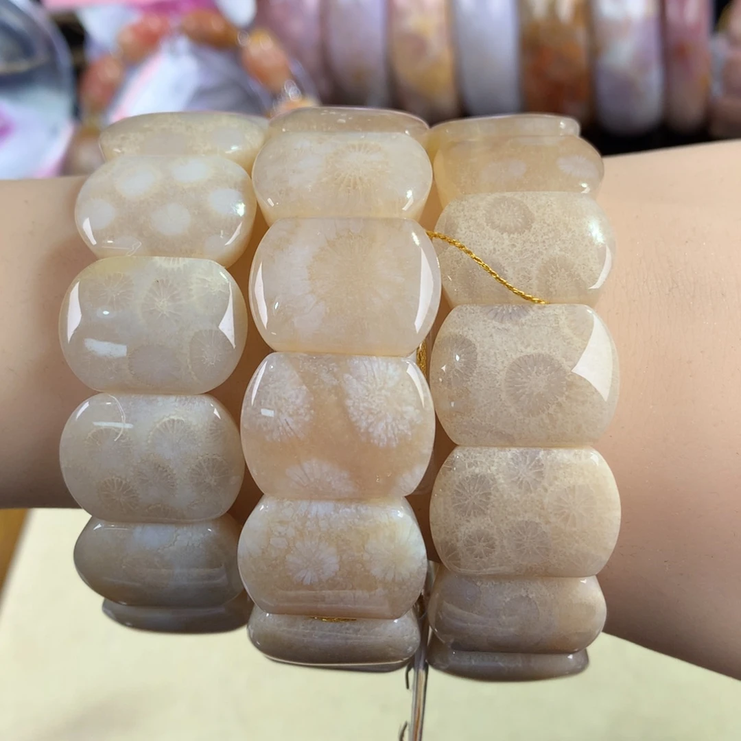 硅化珊瑚（珊瑚玉）未镶嵌吊坠(赠链)10号手排128一个
