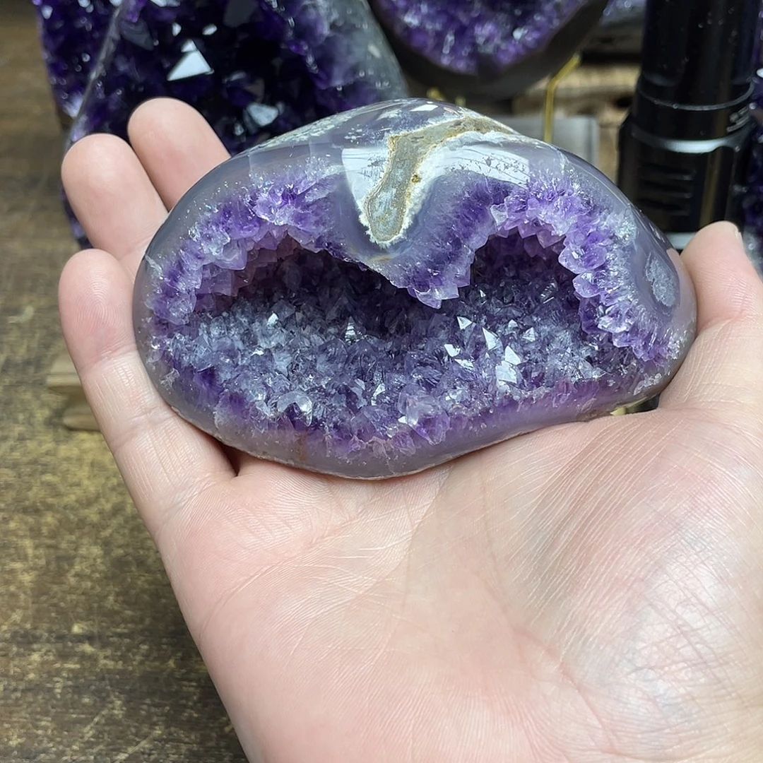 q***d大型摆件（非配饰）未镶嵌紫晶