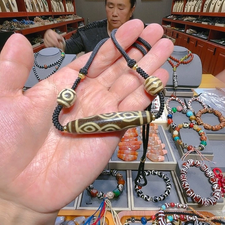 未镶嵌玛瑙/玉髓珠宝奇石