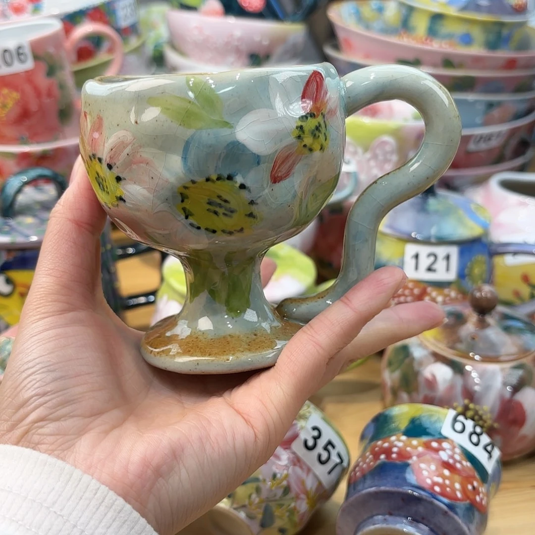 瓷片兔兔盖茨。兔兔好