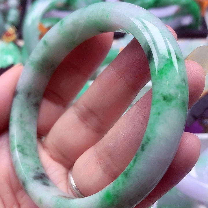 未镶嵌手镯翡翠翡翠