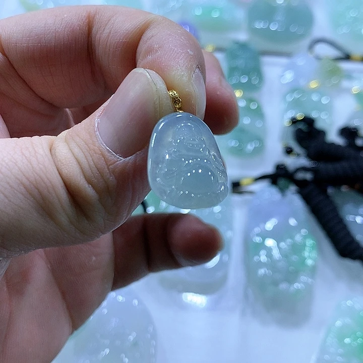 翡翠颈饰18K金镶嵌ℳ****天然翡翠A货吊坠