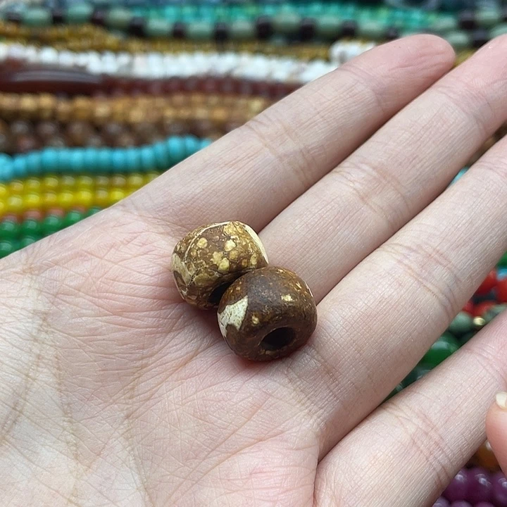 玛瑙/玉髓未镶嵌玛瑙项链。手链珠子