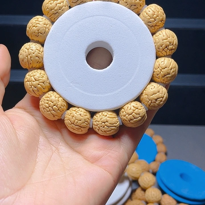 桃核吊坠铁扇公主