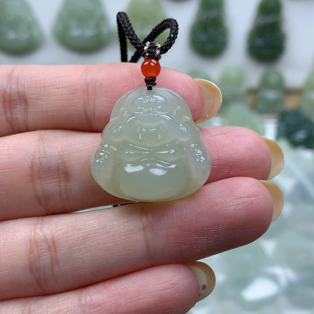 【闪购商品】颈饰未镶嵌和田玉