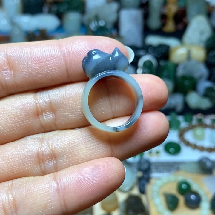 和田玉未镶嵌戒指