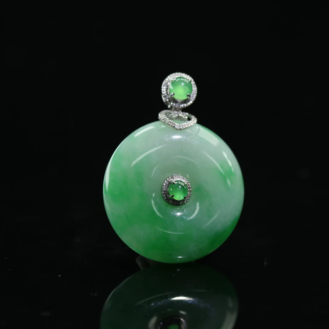 19天然缅甸翡翠A货18K金镶平安扣/300295/上海嘉禾拍卖