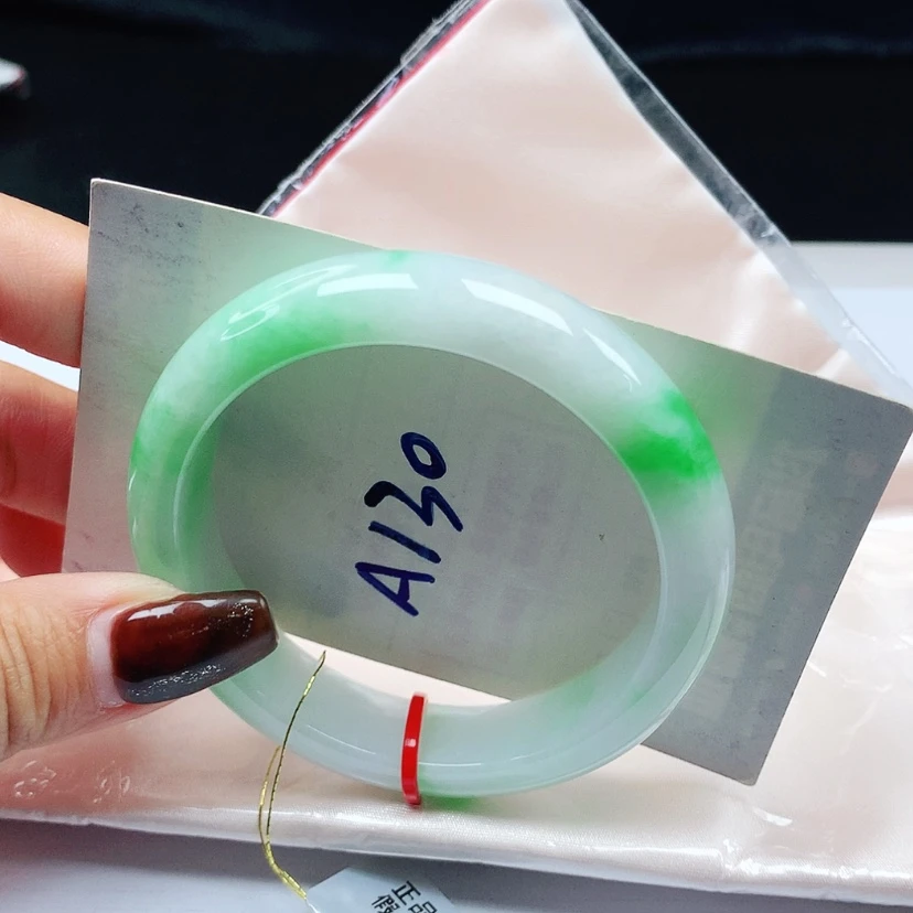 【闪购商品】翡翠手镯未镶嵌 正圈53+