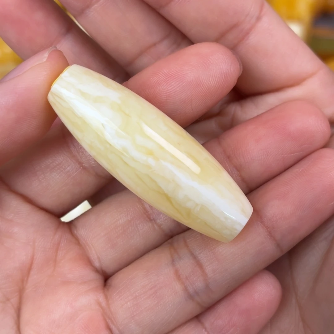 蜜蜡未镶嵌吊坠(不含链)虎皮长枣珠