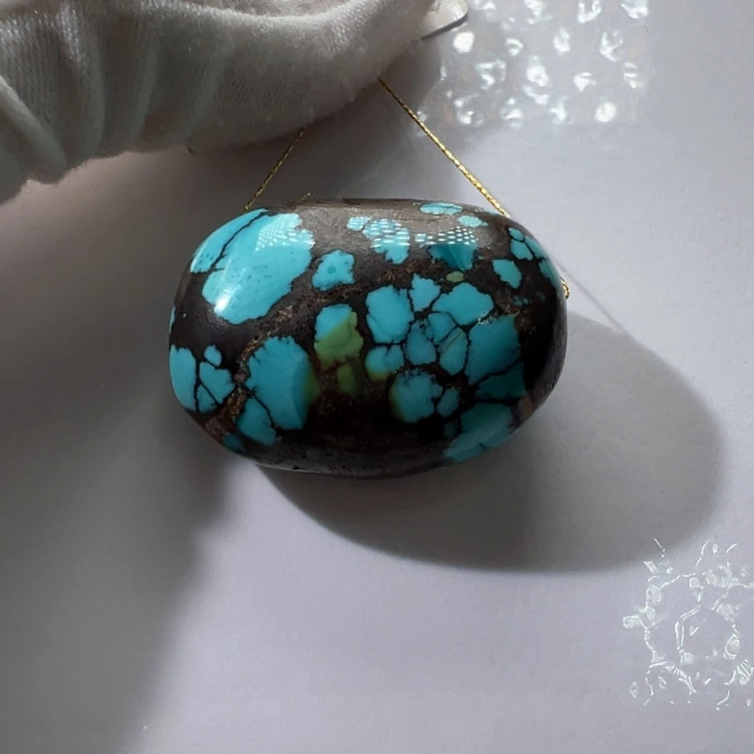 绿松石未镶嵌挂件