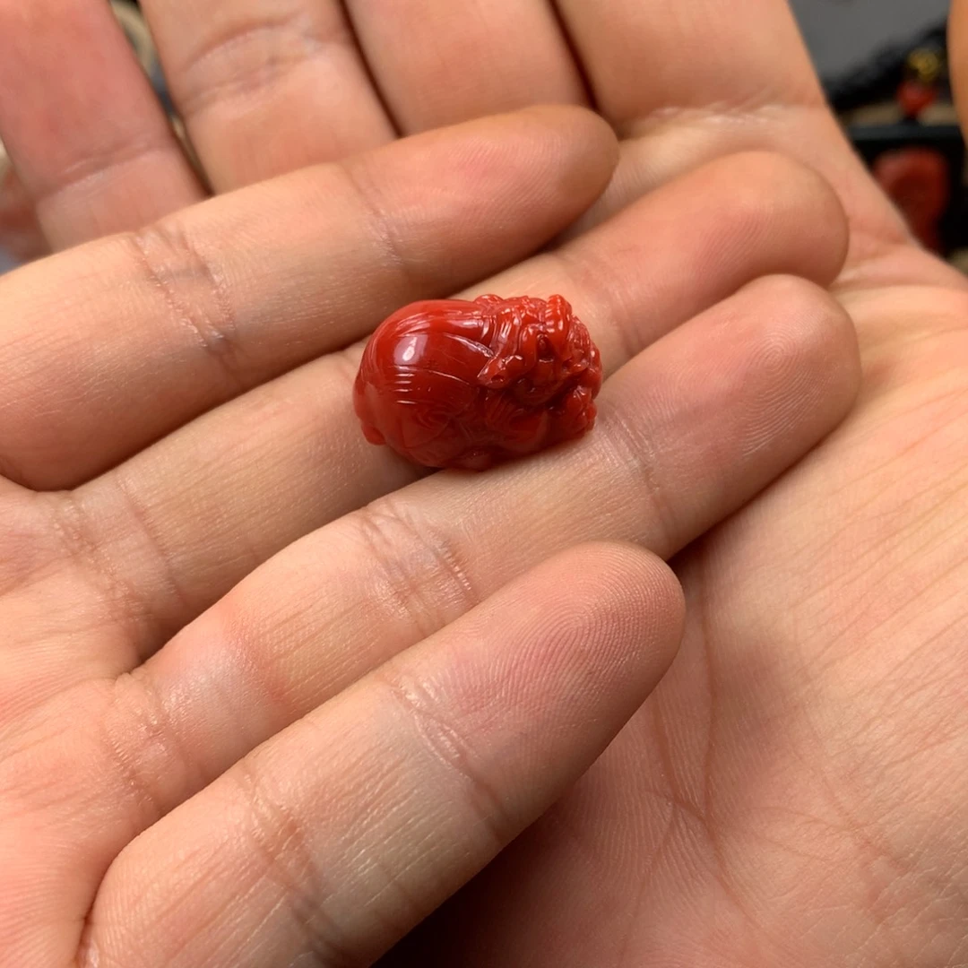 南红玛瑙未镶嵌挂件名**顺