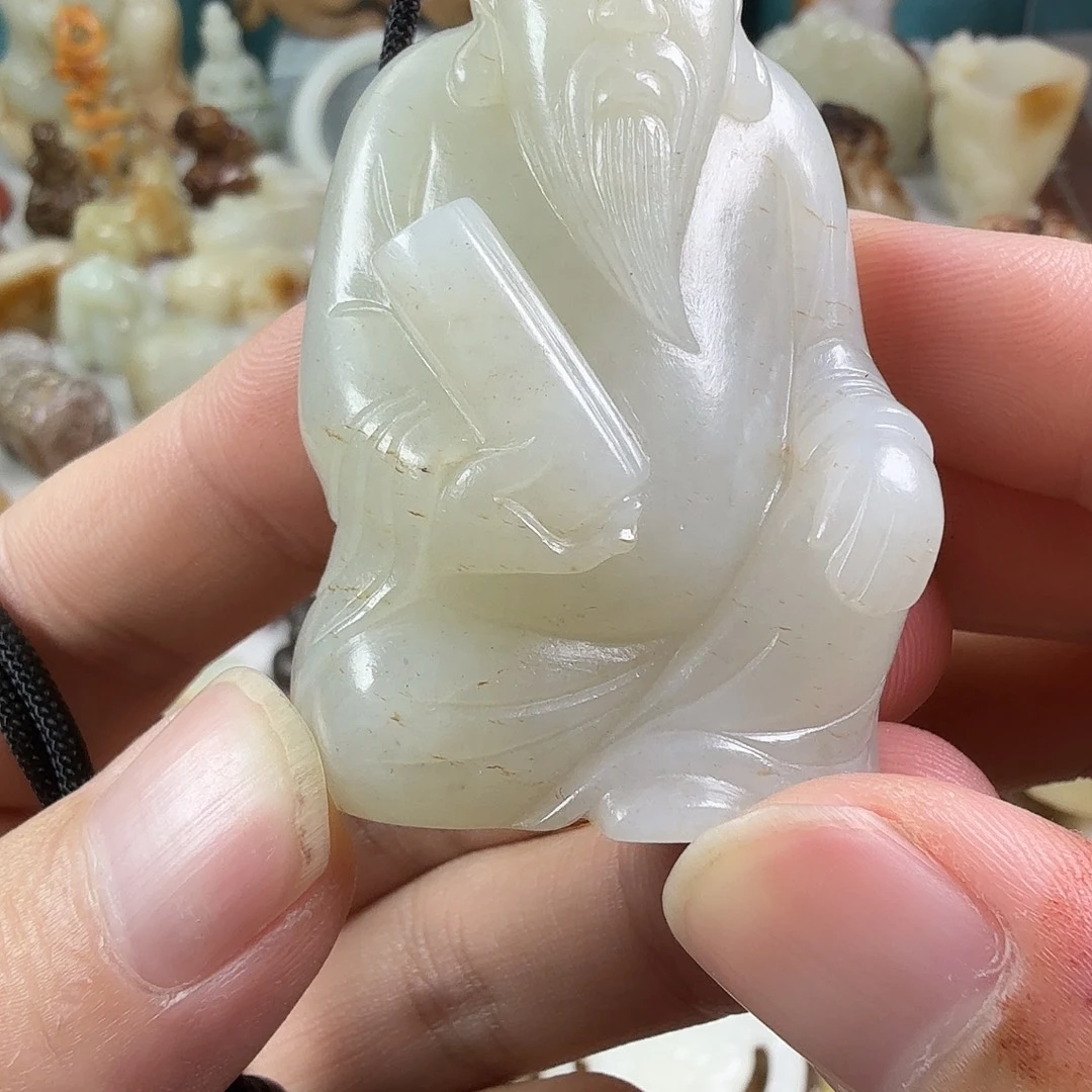 文***生和田玉（糖玉）未镶嵌颈饰