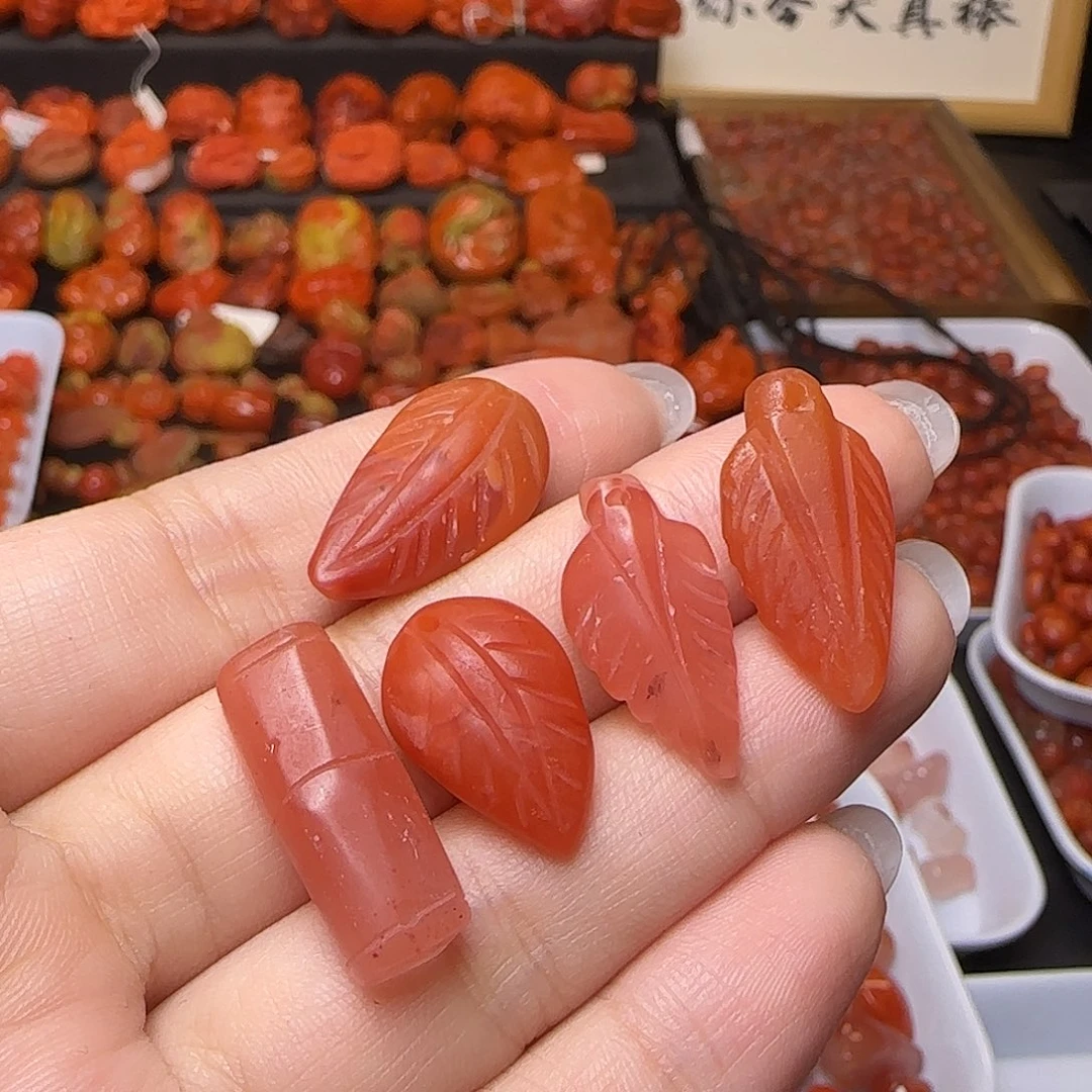南红玛瑙未镶嵌吊坠(不含链)