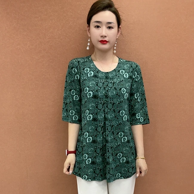 老年宽松大码女装夏装花色妈妈中老年减龄T恤妈妈秋装女式上衣