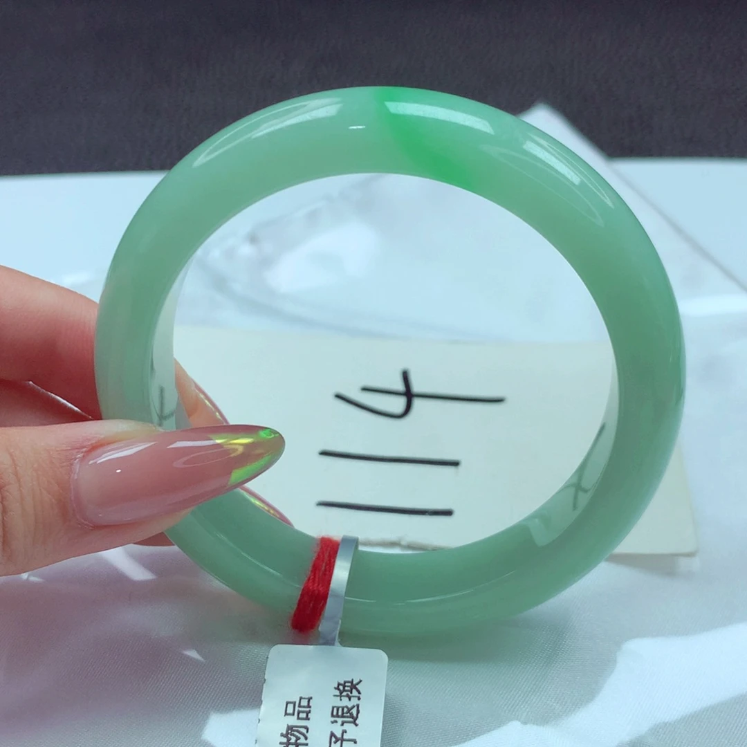 翡翠手镯未镶嵌手镯56