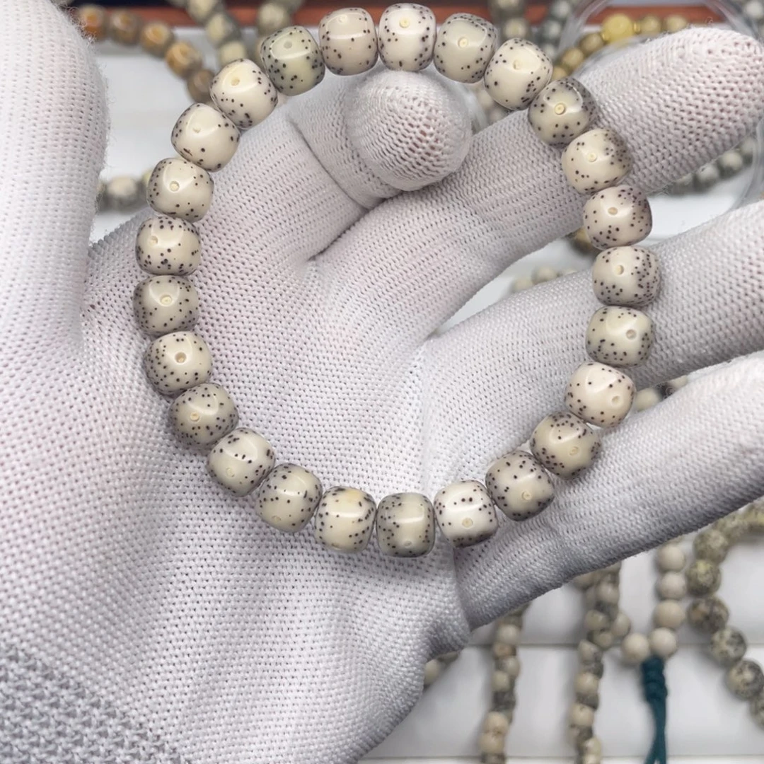 手串星月菩提石玉料瓷白通体留白9x8