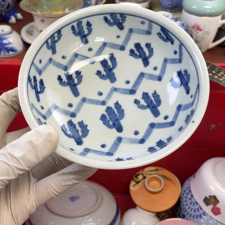 他家瓷器真美…开播了