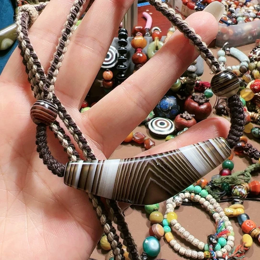 玛瑙/玉髓颈饰未镶嵌