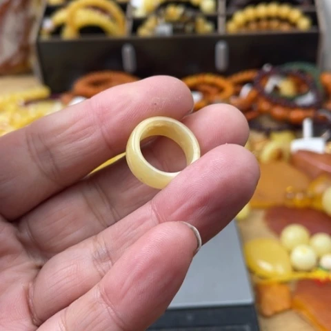 手链琥珀未镶嵌吊坠