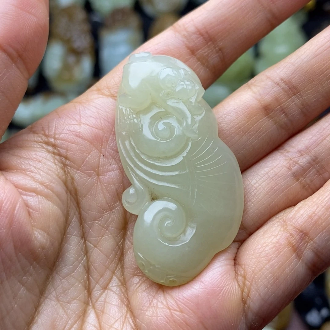 项链未镶嵌和田玉（糖玉）