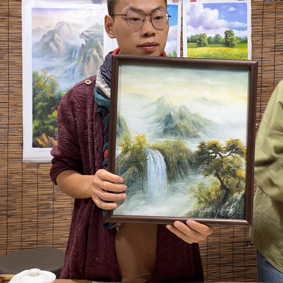 油画薇爽帮恭喜竞拍成功！