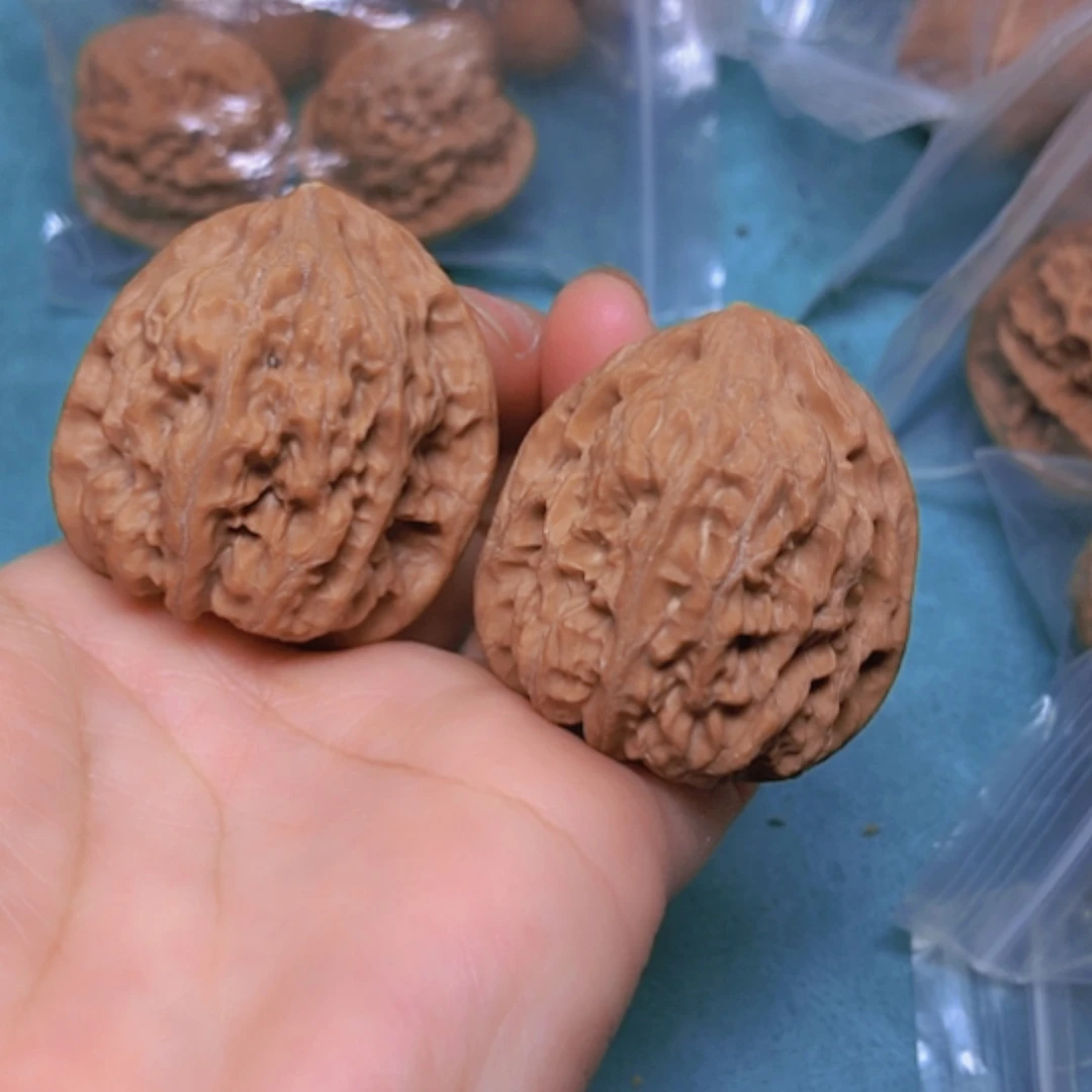 【闪购商品】摆件核桃38.5小众靠山王修尖