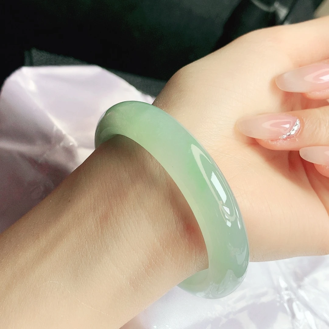 翡翠未镶嵌手镯缅甸天然a货翡翠手镯