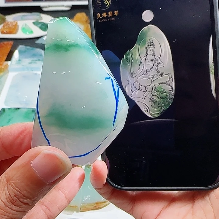 定制翡翠未镶嵌翡翠挂件