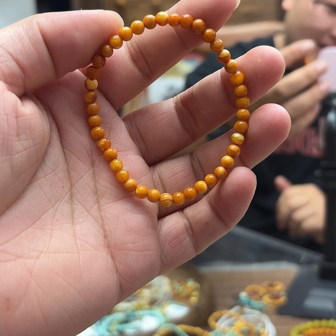 未镶嵌琥珀裸石发一件