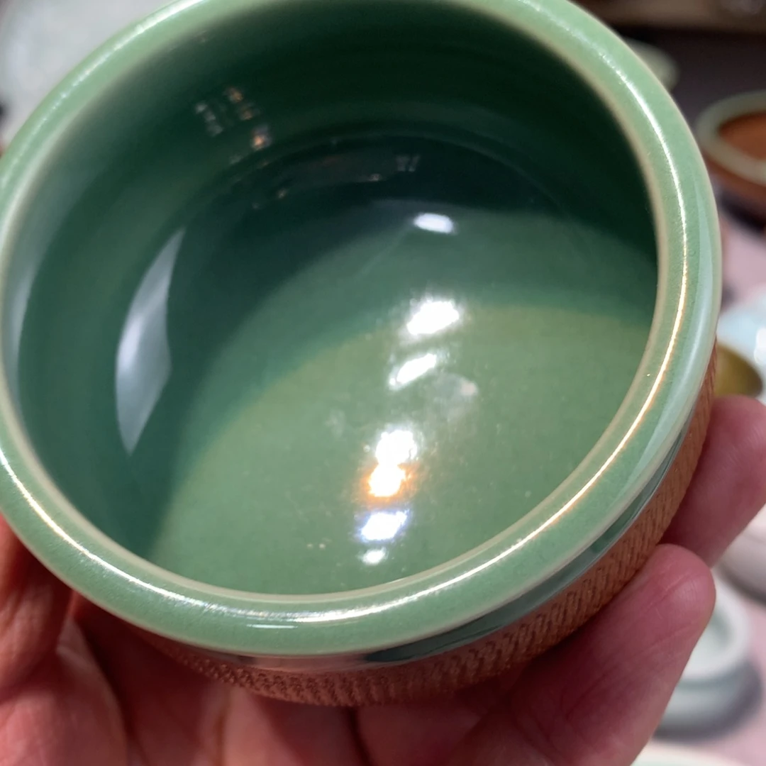 石**白龙泉青瓷手工制作